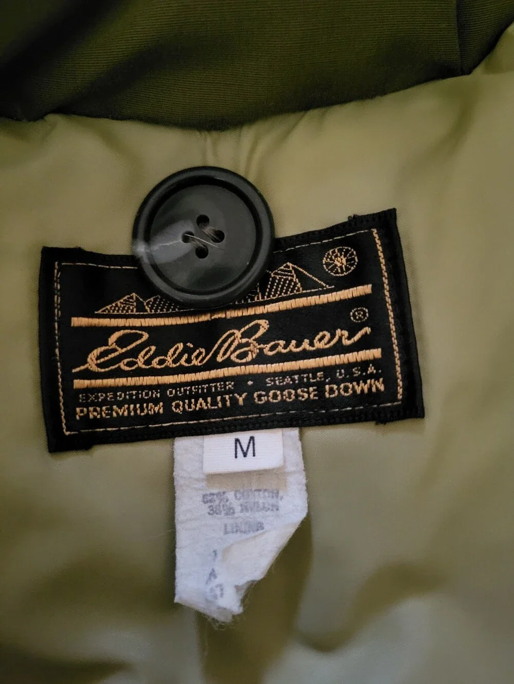 Vintage Eddie Bauer goose Down Coat, Men's Size Medium, Fur trim around the Hood
